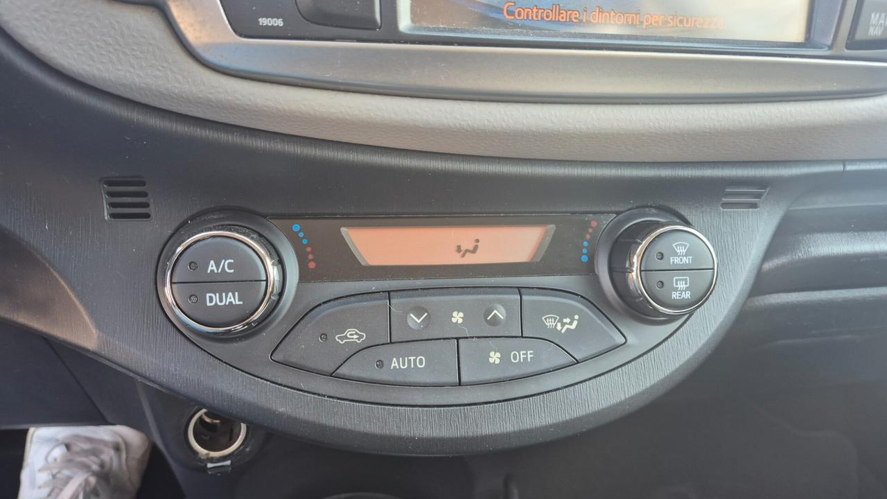 Toyota Yaris 1.4 D-4D 5 porte Lounge