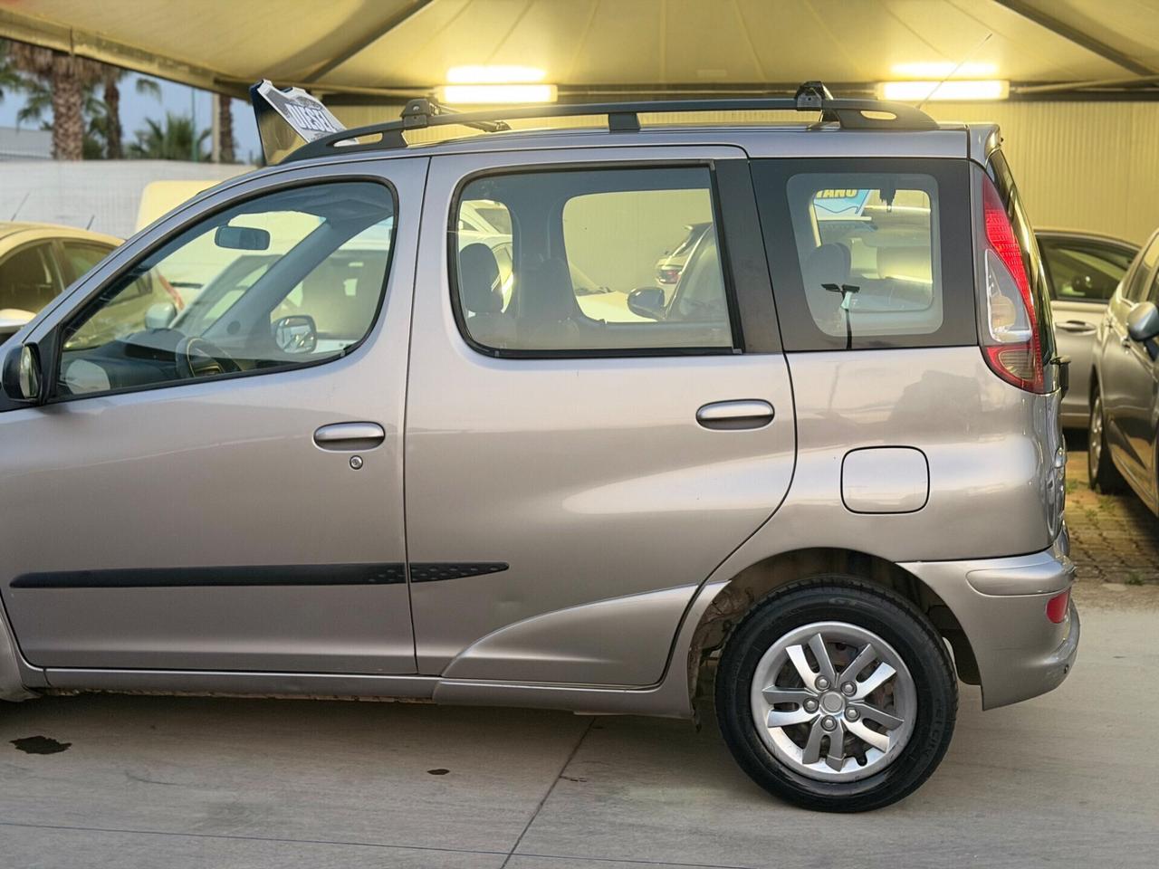 TOYOTA YARIS VERSO 1.4 DIESEL - GANCIO TRAINO