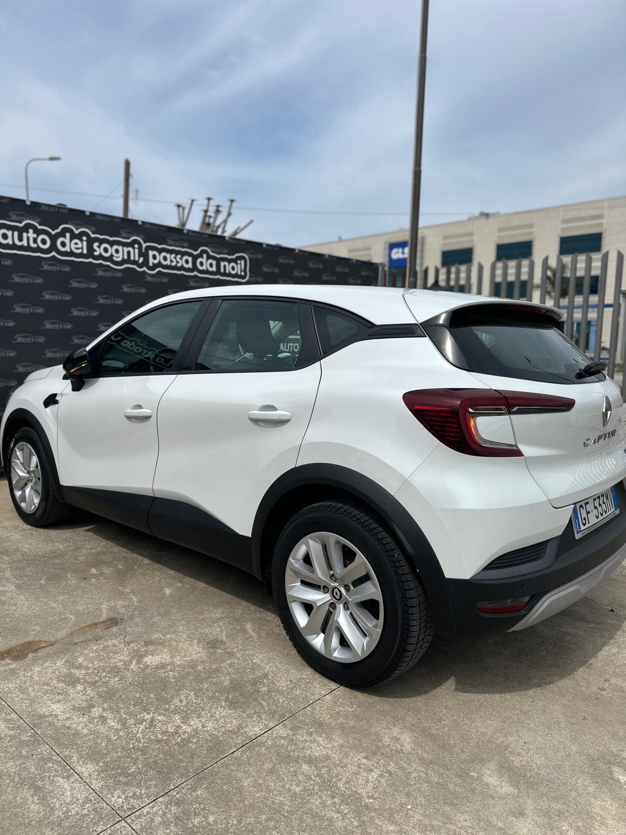 RENAULT CAPTUR (anno 2021)CAMBIO AUTOMATICO