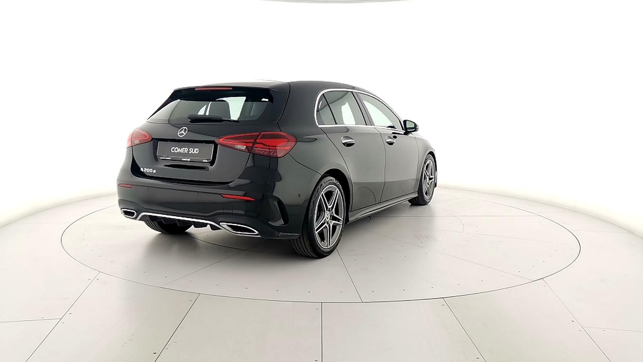 Mercedes-Benz Classe A - W177 2023 - A 200 d AMG Line Advanced Plus auto