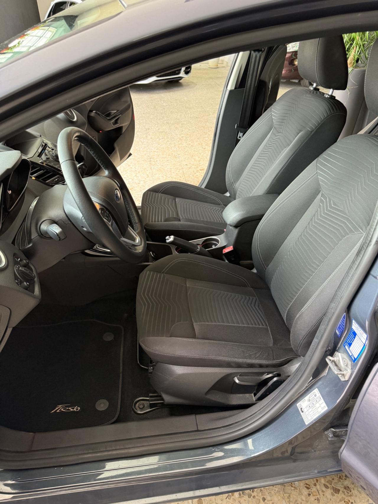 Ford Fiesta 1.5 TDCi 75CV 5 porte Titanium 2015
