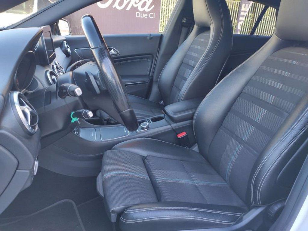 MERCEDES CLA 220 d S.W. Automatic Premium del 2017
