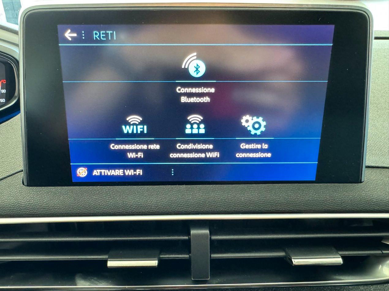 Peugeot 3008 1.6 hdi Allure 120cv Carplay Cockpit Uniprop