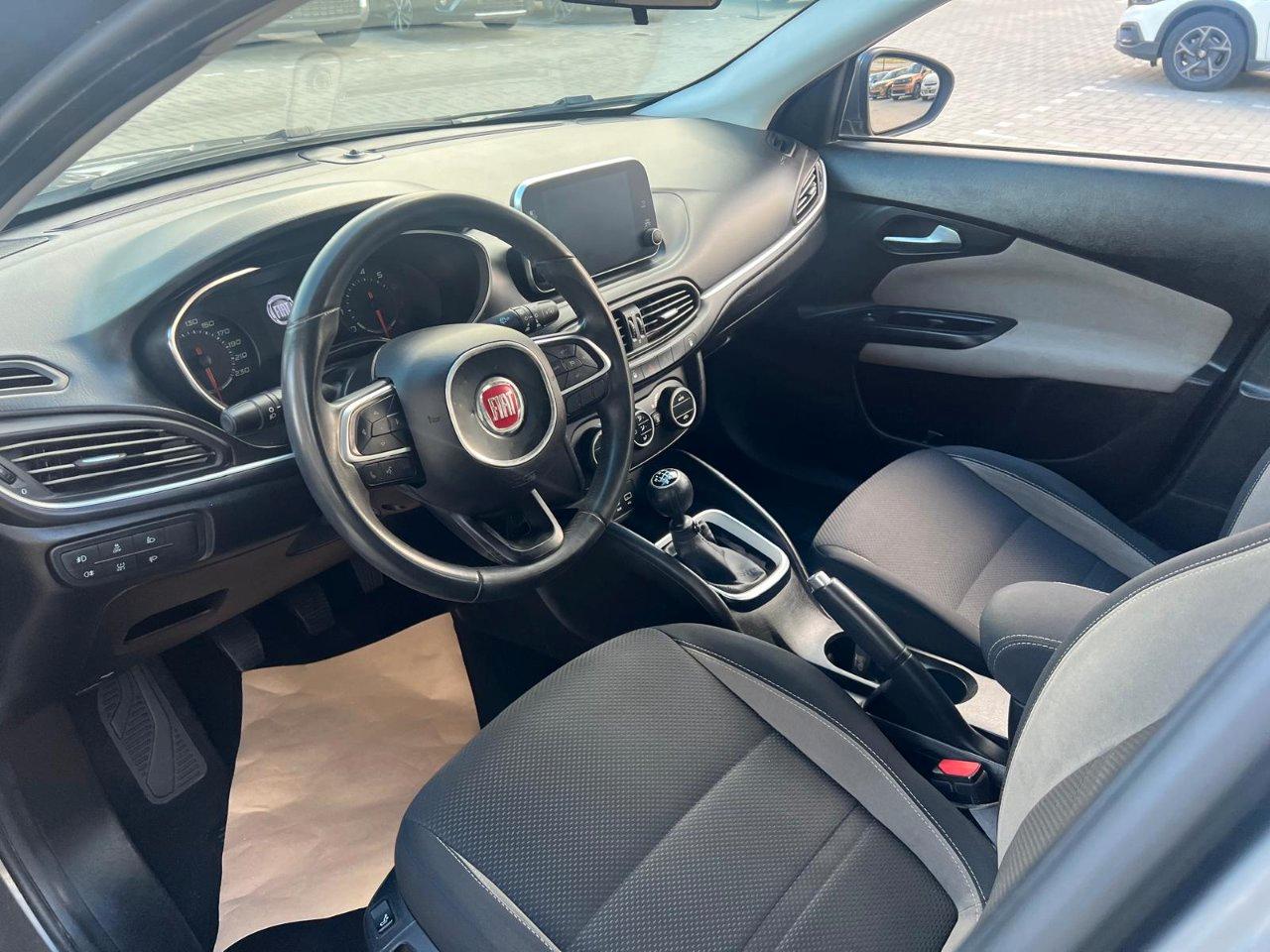 Fiat Tipo 5 Porte Tipo 5p 1.4 tjt Lounge Gpl 120cv