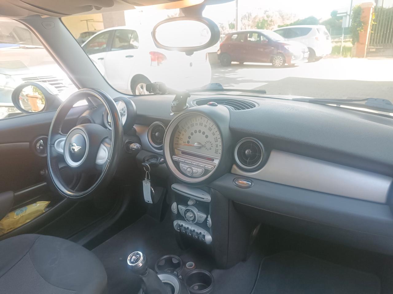 MINI ONE