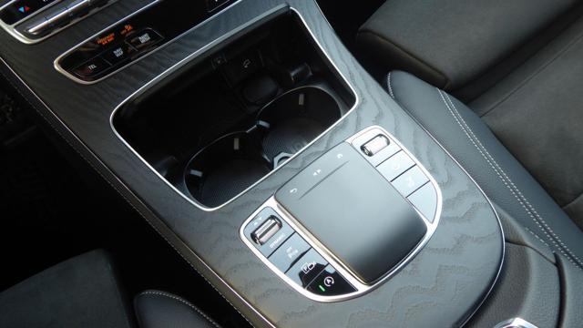 MERCEDES-BENZ E 220 d S.W. 4Matic Auto Premium AMG