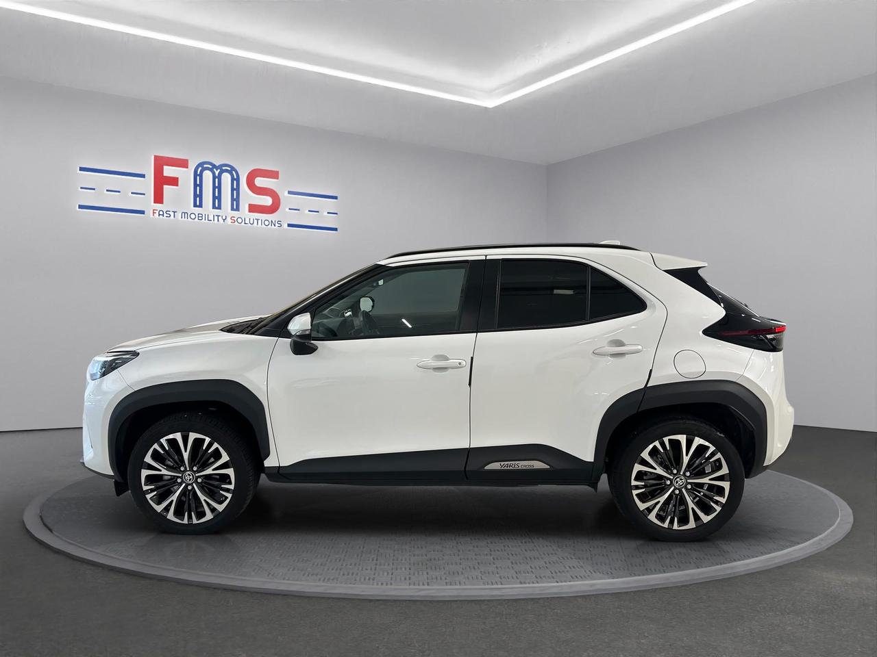 Toyota Yaris Cross 1.5h Lounge fwd 116cv e-cvt