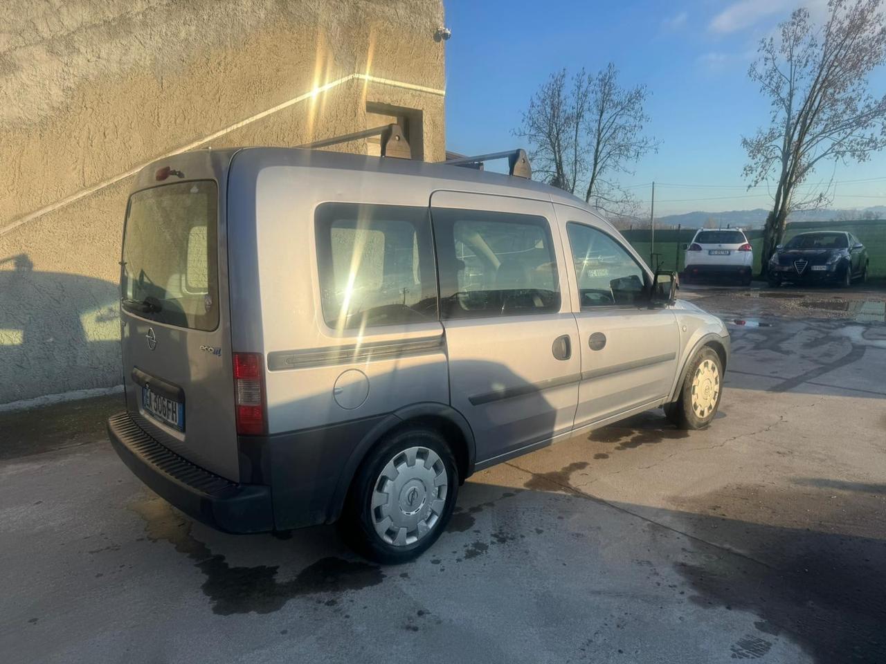 Opel Combo 1.6 EcoM 4p. Van Vetrato