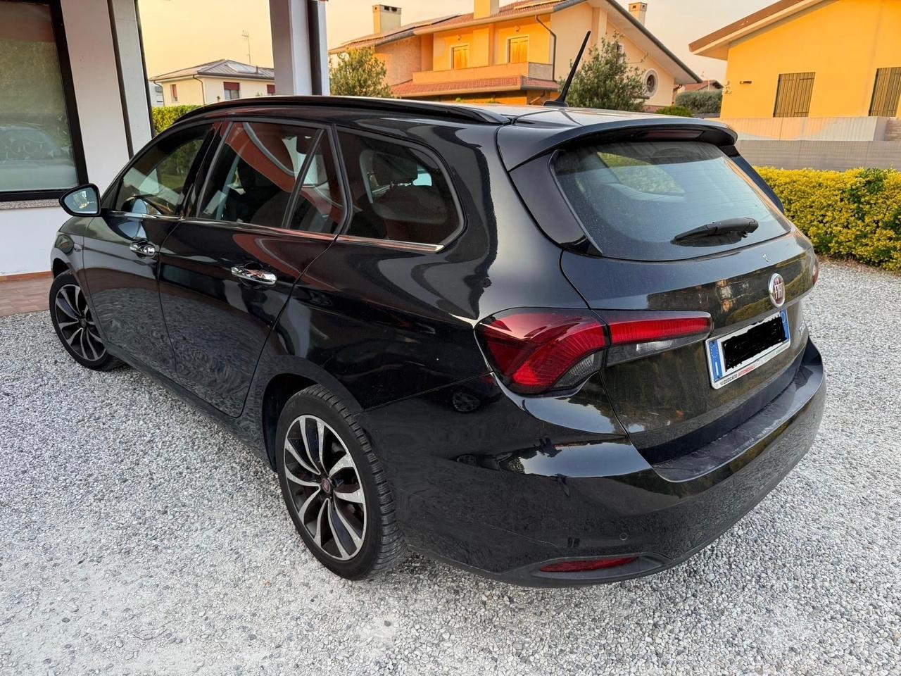 Fiat Tipo 1.6 Mjt S&S DCT SW S-Design