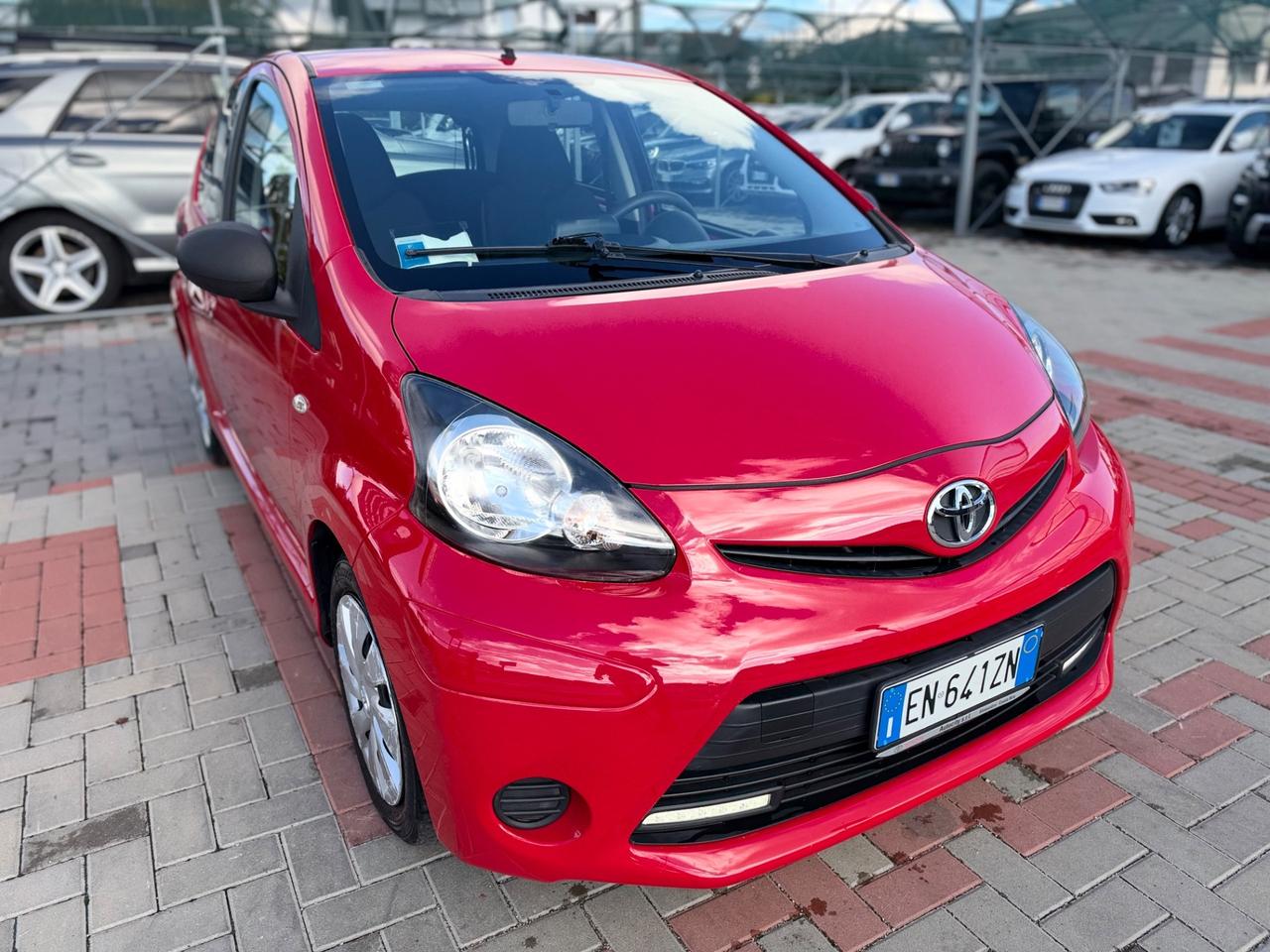 Toyota Aygo 1.0 12V VVT-i 5 porte Active Connect