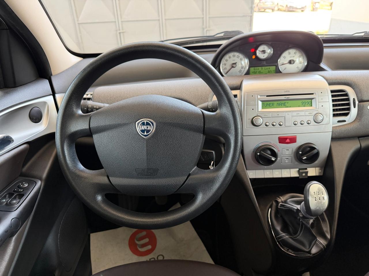 Lancia Ypsilon 1.2 Oro