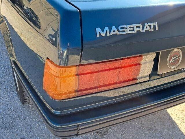 Maserati Quattroporte 422 i service book -1988