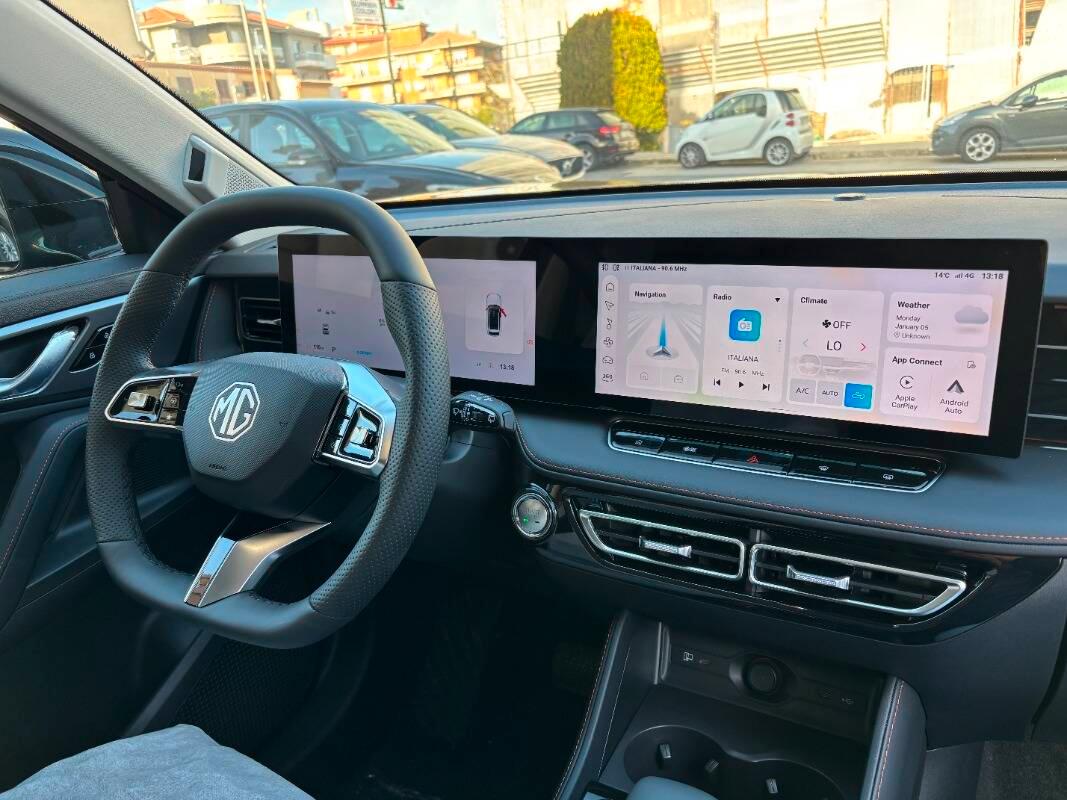 Mg HS 1.5 Hybrid+ Luxury 224CV