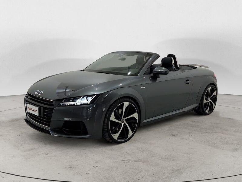 Audi TT Roadster 2.0 TFSI quattro S tronic S line