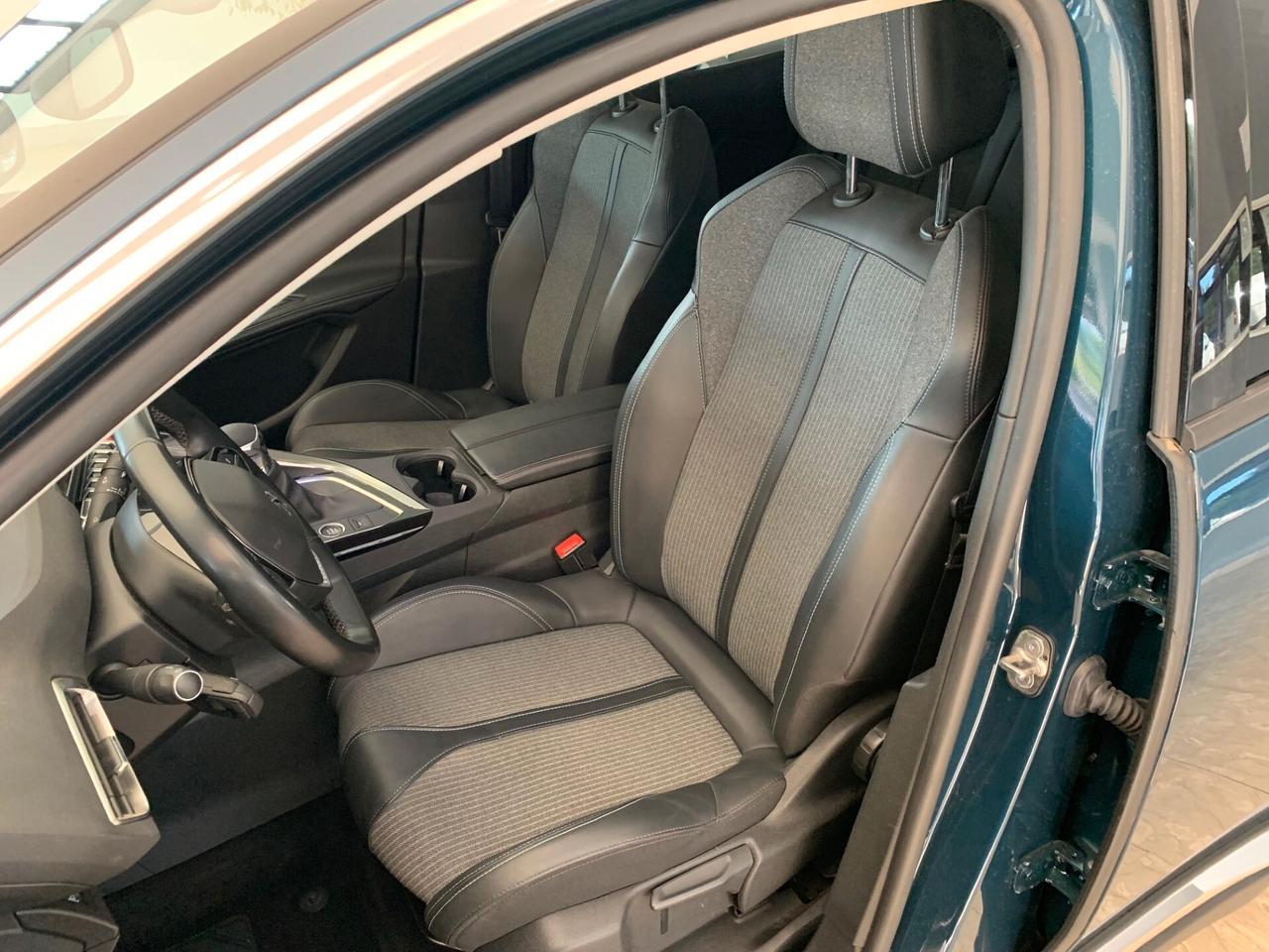 Peugeot 3008 BlueHDi 130 S&S Allure