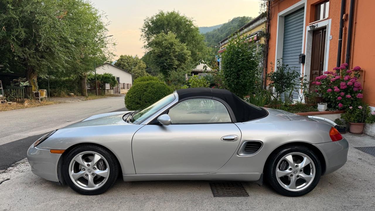 Porsche Boxster 2.7i 24V cat