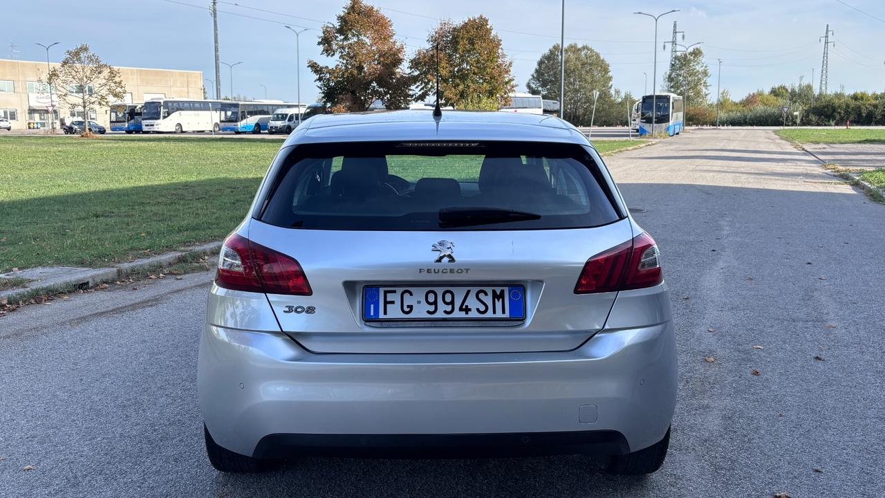 Peugeot 308 BlueHDi 150 S&S Business