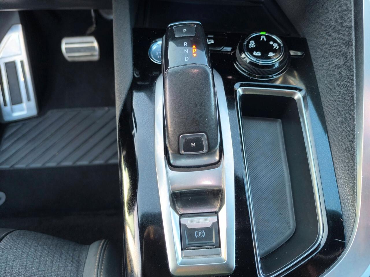 PEUGEOT 3008 GTLINE 1.5 HDI 130cv AUTOMATICO KM 107.000