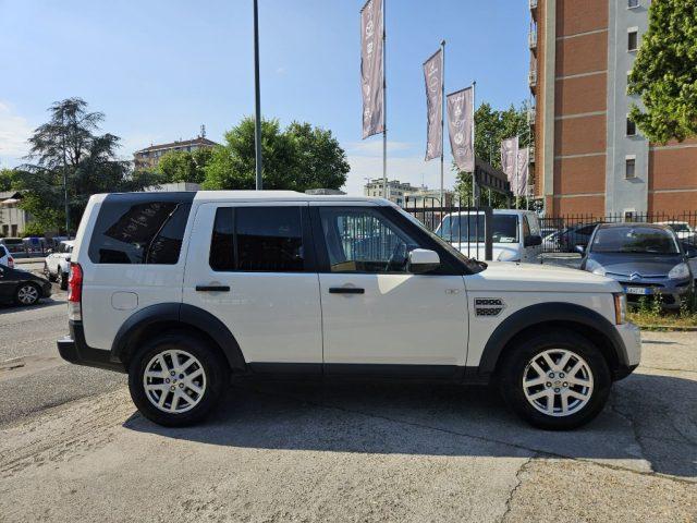 LAND ROVER Discovery 4 2.7 TDV6 S