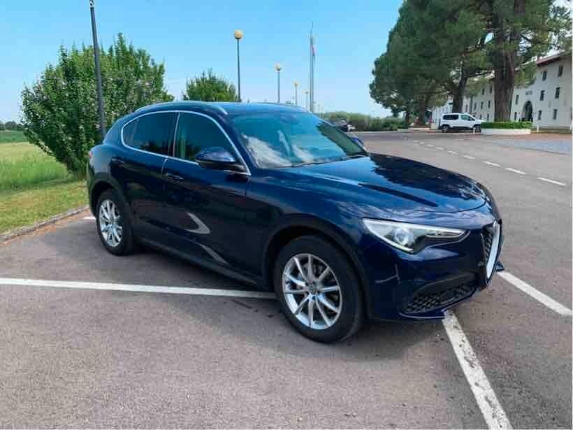 Alfa Romeo Stelvio 2.2 Turbodiesel 190 CV AT8 Q4 Executive