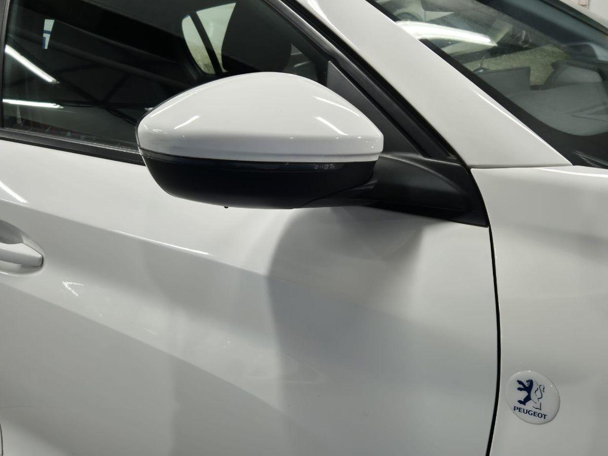 PEUGEOT - 208 - BlueHDi 100 S&S 5p. Allure