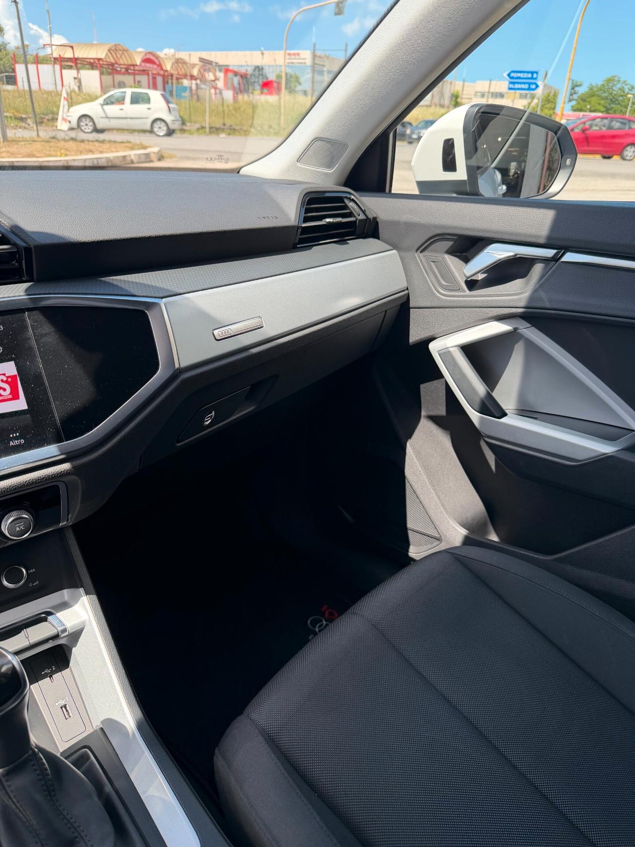 Audi Q3 35 TDI S tronic line edition