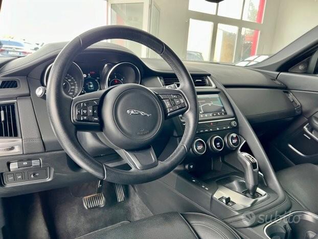 JAGUAR E- PACE R-DYNAMIC 2.0 150 CV AWD - 2020