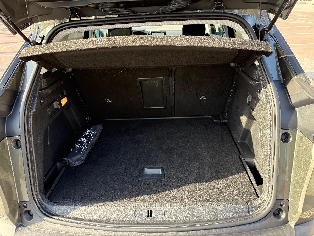 PEUGEOT - 3008 - BlueHDi 130 S&S Active Pack; Navi; Telecamera 360 °