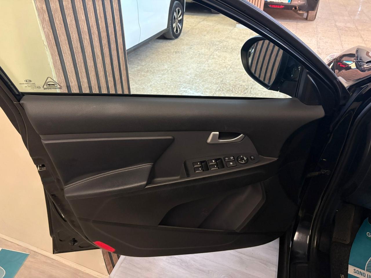 Kia Sportage 1.7 CRDI VGT 2WD 116cv high tech