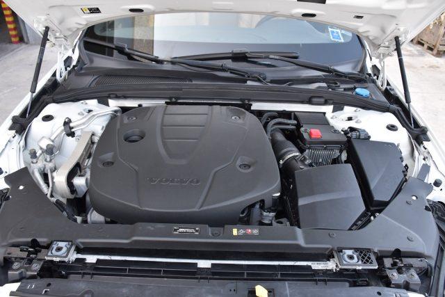 VOLVO V60 D3 Geartronic Inscription *Tettuccio, Navigatore*