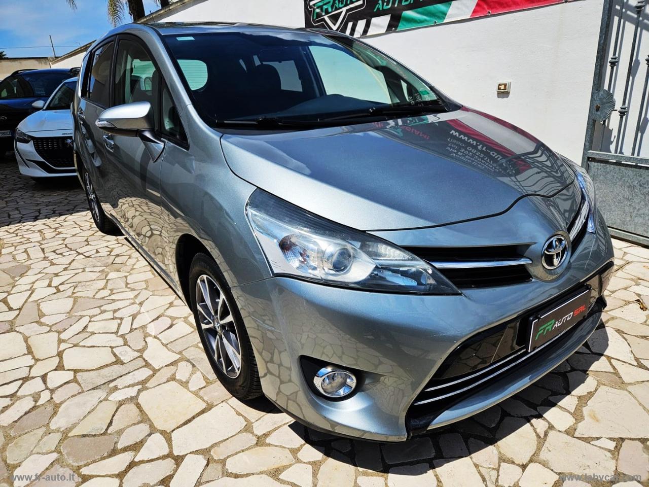 TOYOTA Verso 2.0 D Active 7 posti