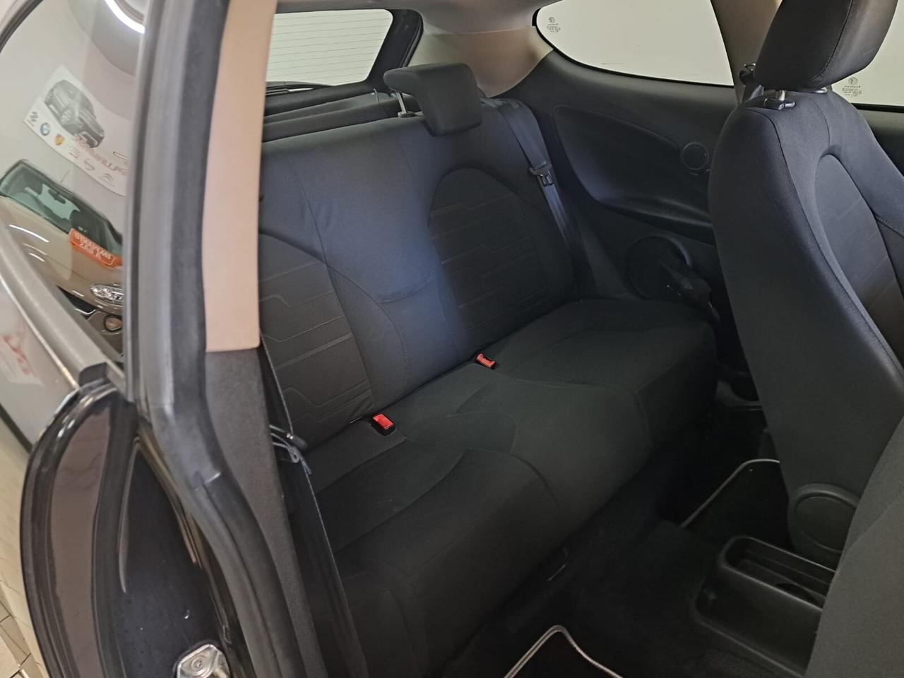 Alfa Romeo mito 1.3 jtdm uniconprop 2013