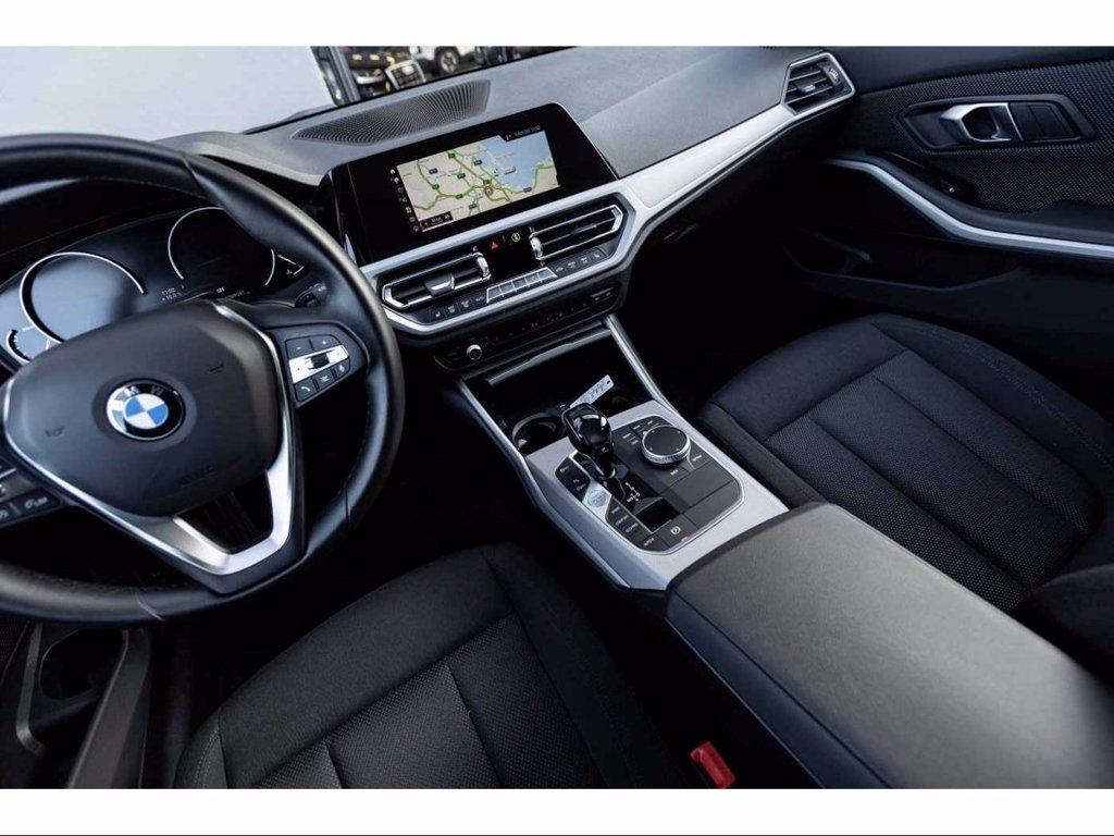 BMW 320d xDrive Touring Business Advantage del 2020