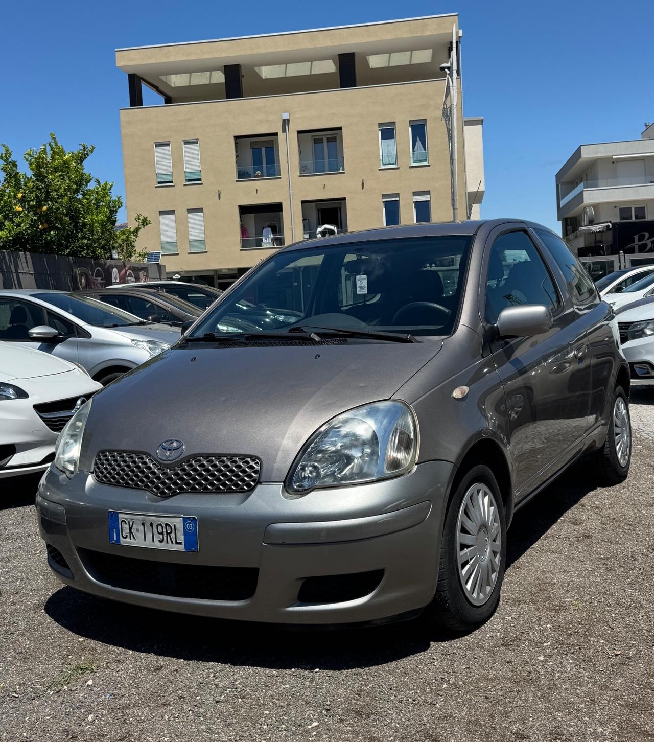 Toyota Yaris 1.4 tdi D-4D cat 3 porte Sol