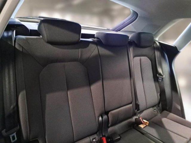 AUDI Q3 35 TDI S tronic Business