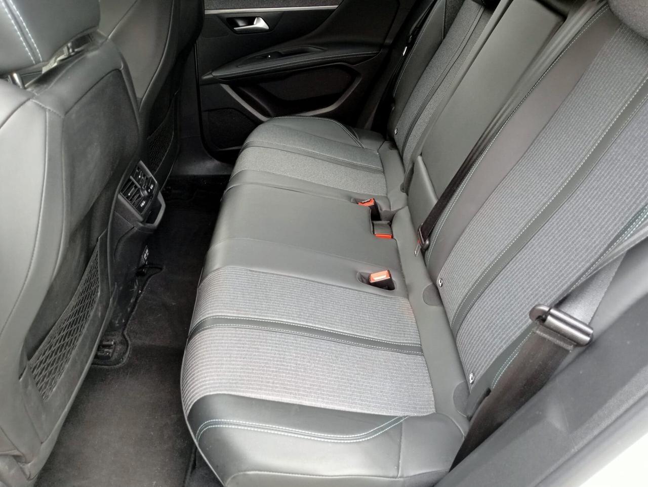 Peugeot 3008 PureTech Turbo 130 S&S Allure