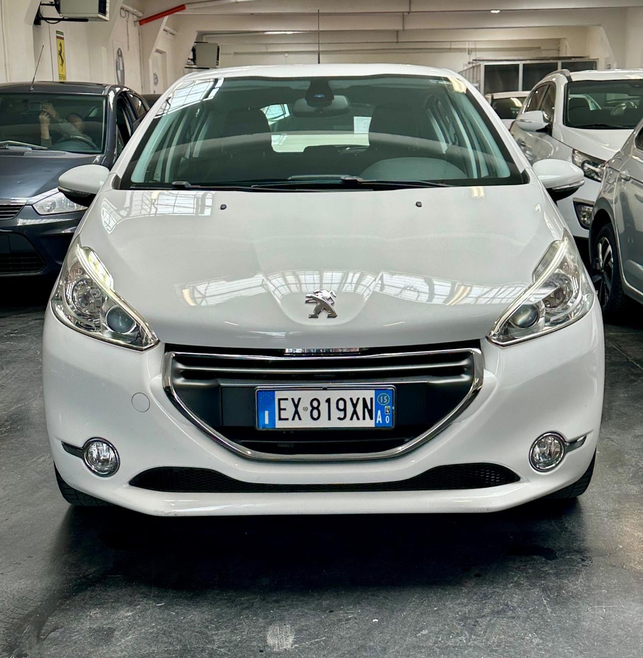 Peugeot 208 1.2 benzina 5 porte Allure