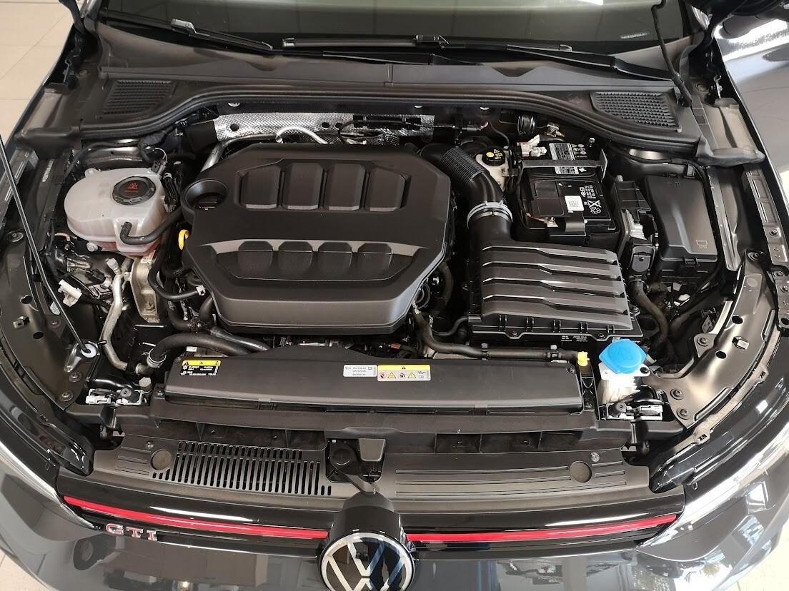 Volkswagen Golf GTI 2.0 TSI DSG