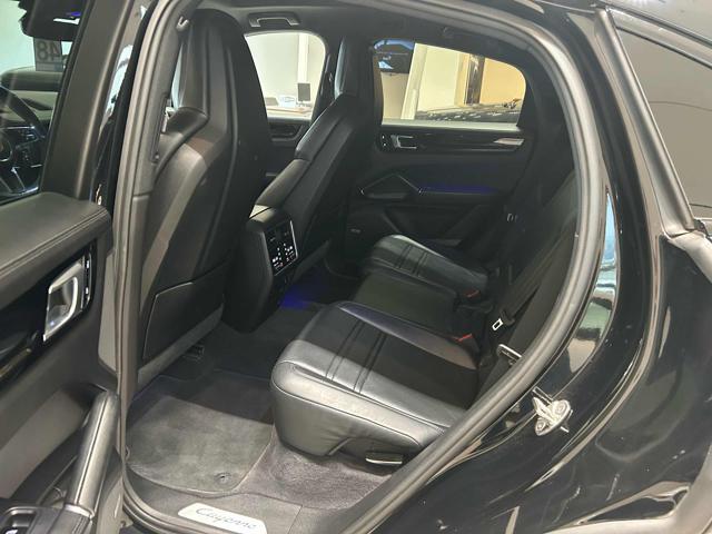 PORSCHE Cayenne Coupé 3.0 V6