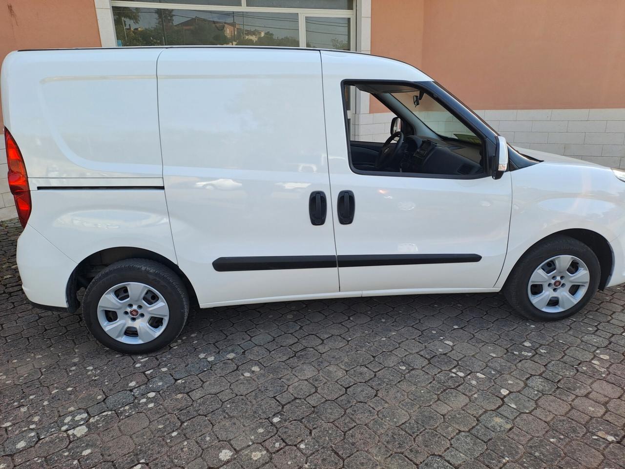 Fiat Doblò 1.3 Mtj 90 Cv Doppia Porta Laterale