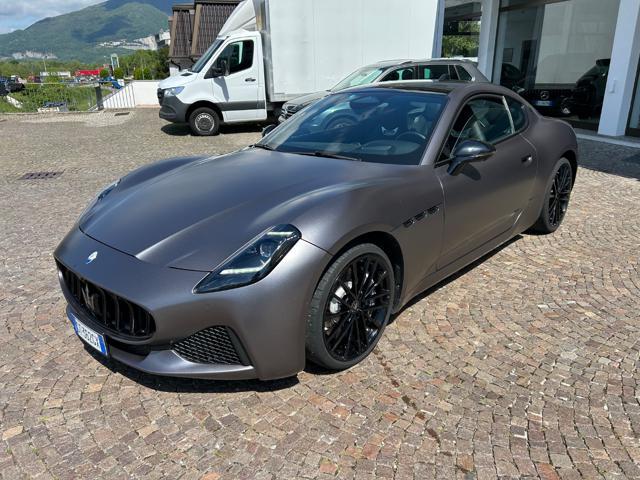 MASERATI GranTurismo V6 490 CV AWD Modena