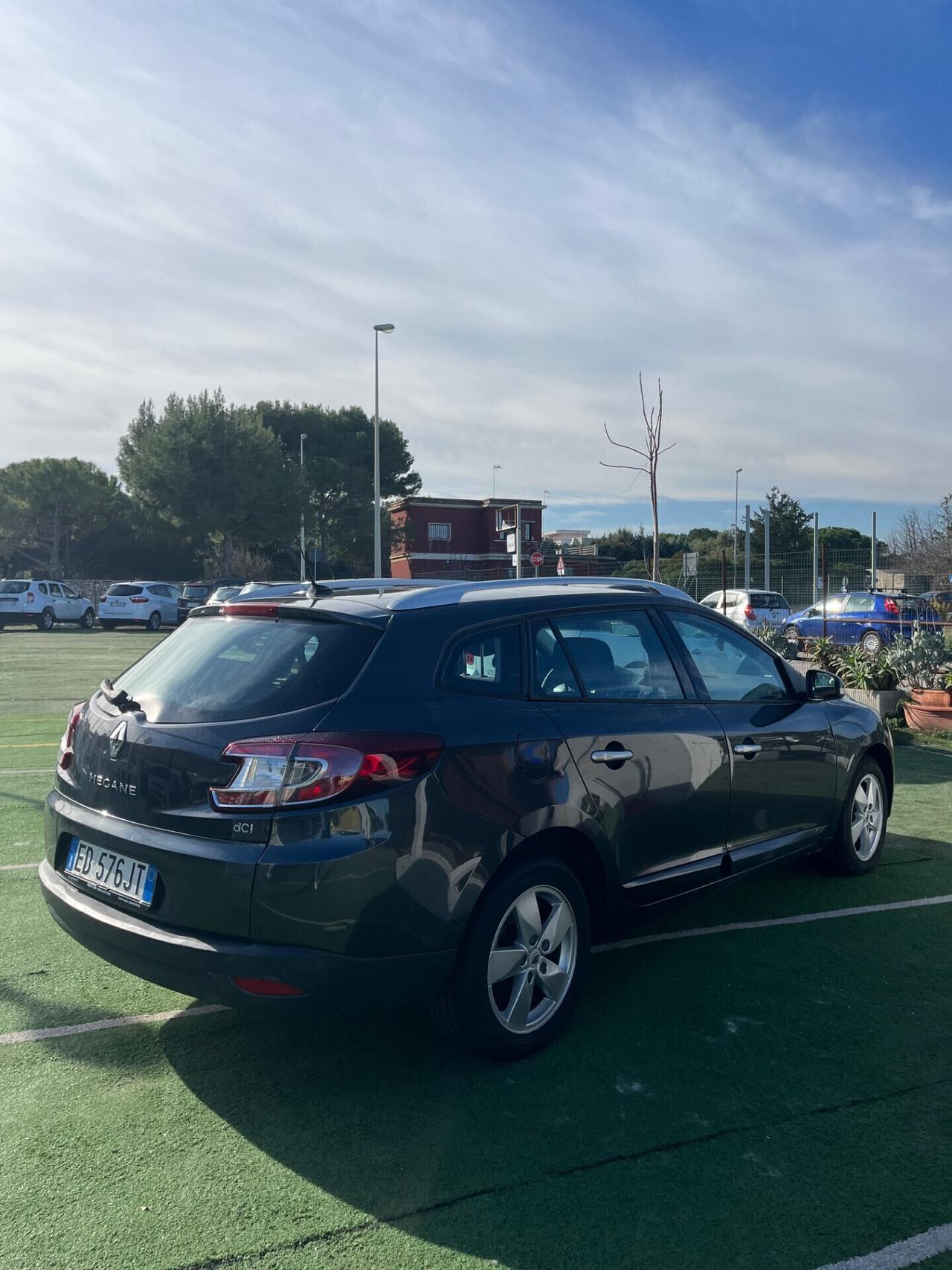 Renault Megane Mégane 1.5 dCi 110CV SporTour Confort