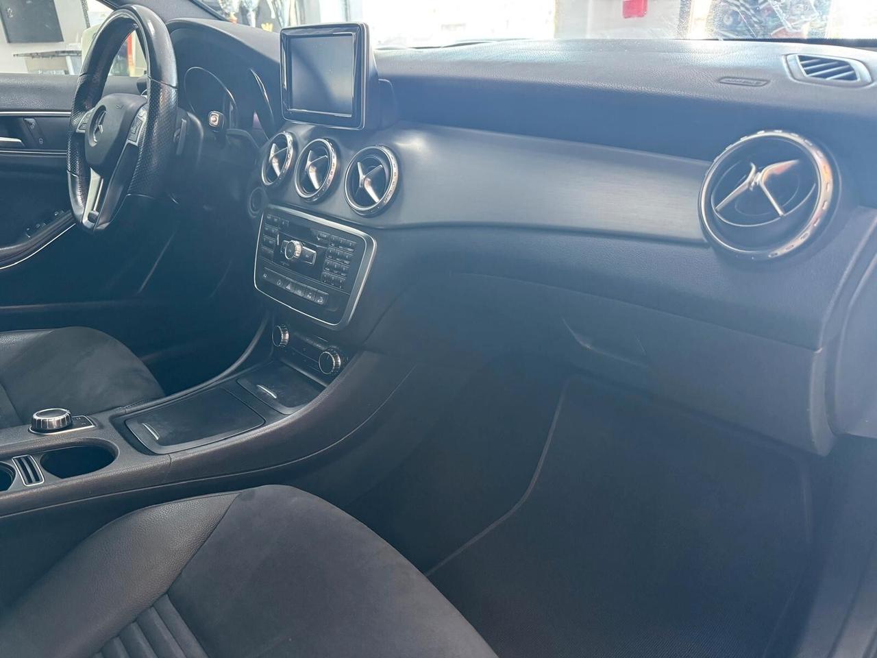 Mercedes-benz GLA 200 CDI Automatic 4Matic Premium TENUTA BENISSIMO SUBITO DISPONIBILE