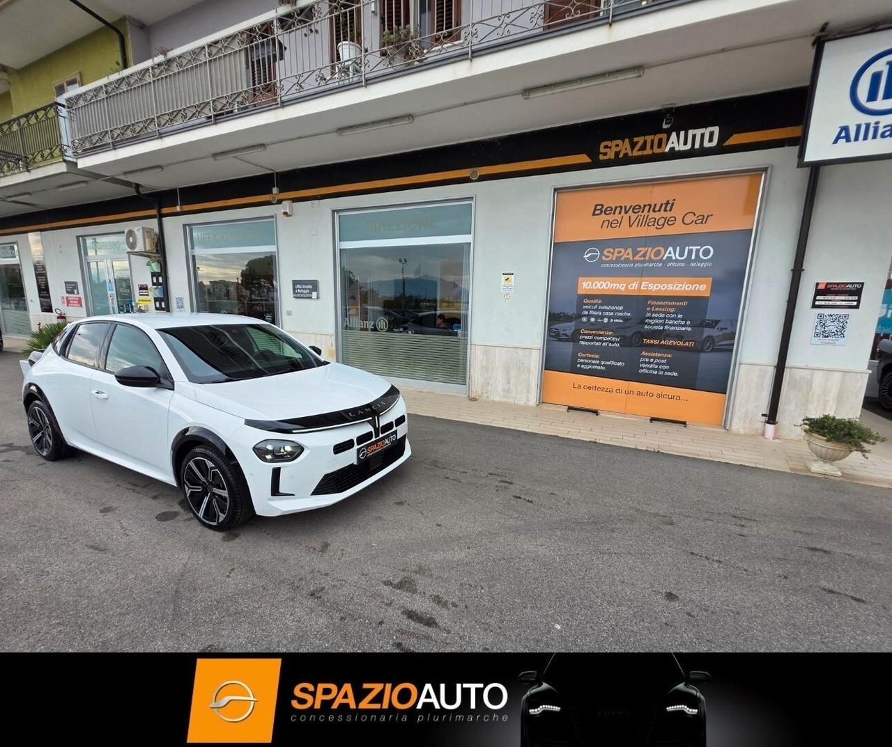 Lancia Ypsilon Hybrid e-DCT *HF LINE* FULL