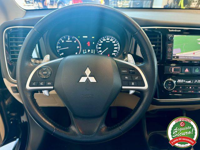 MITSUBISHI Outlander 2.2 DI-D 4WD Instyle *7 POSTI*TETTO*ACC*
