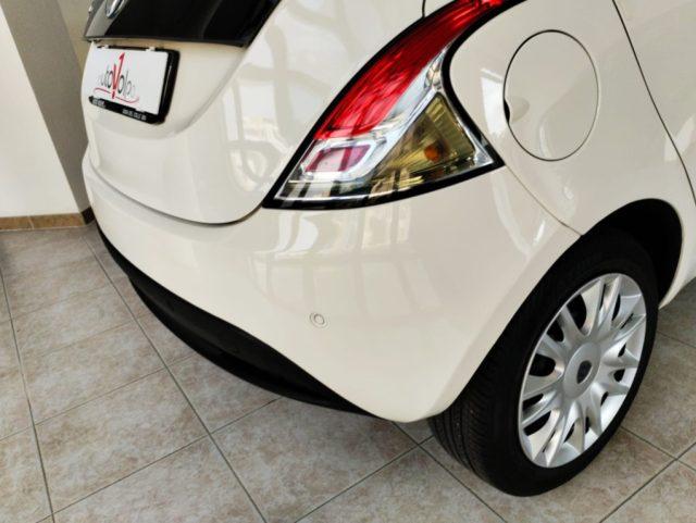 LANCIA Ypsilon 1.2 69 CV 5 porte Gold