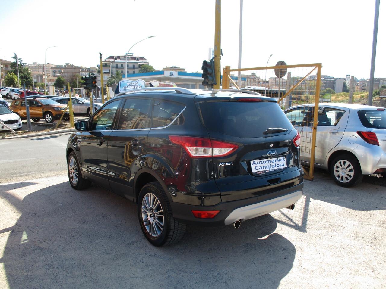 Ford Kuga 2.0 TDCI 140 CV 4WD Titanium