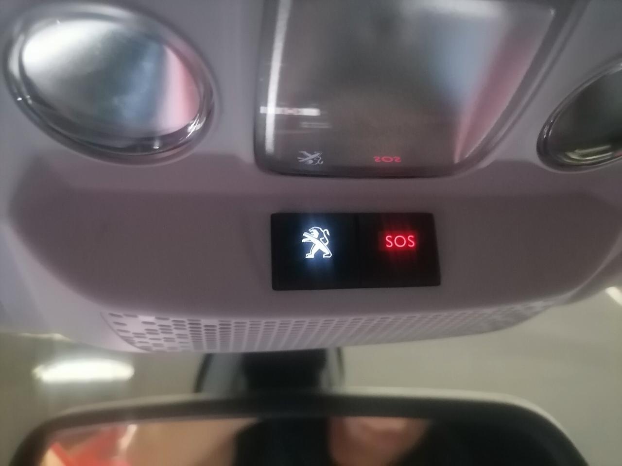 Peugeot 2008 PureTech Turbo 110 EAT6 S&S GT Line Adatta per Neopatentati
