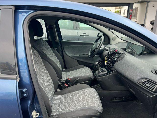 LANCIA Ypsilon 1.0 FireFly 70cv Hybrid Silver Plus