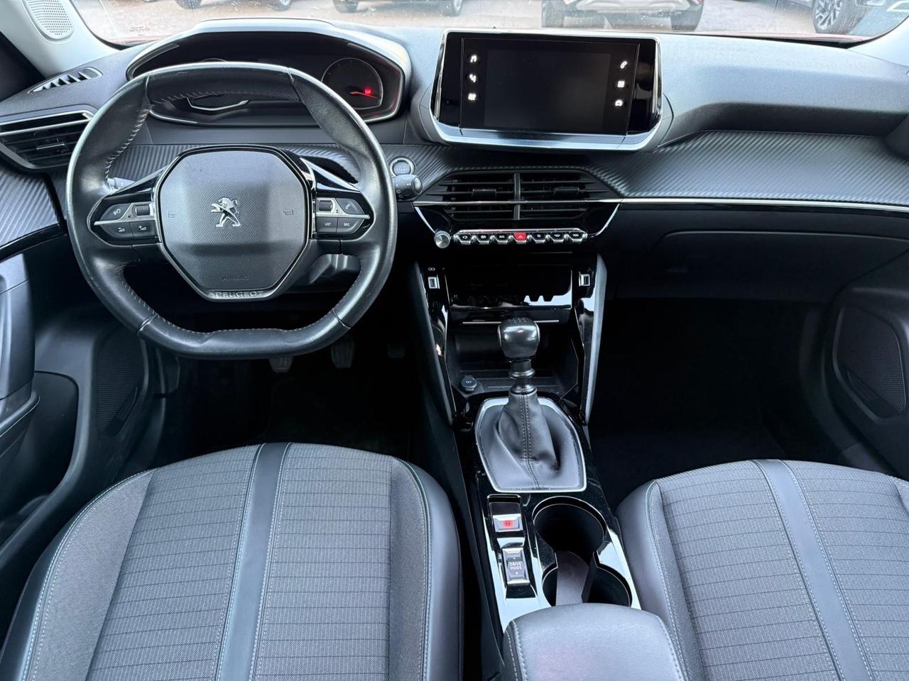 Peugeot 2008 BlueHDi 100 S&S Allure Navi Pack